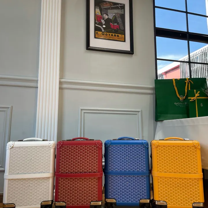 スーパーコピー フェンディ スーツケース