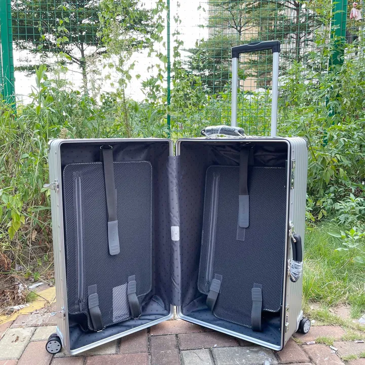 スーパーコピー リモワ スーツケース