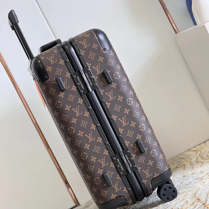 スーパーコピー ルイヴィトン スーツケース