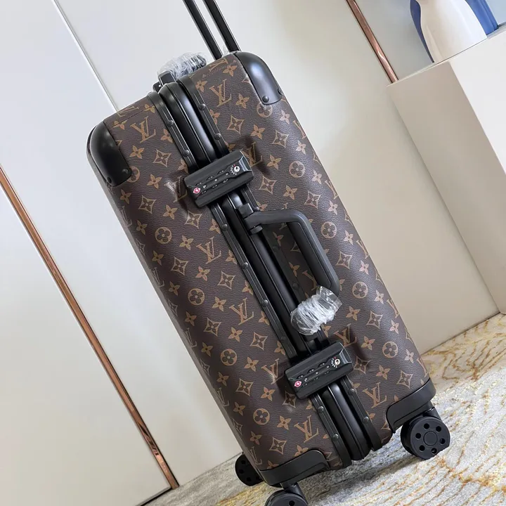 スーパーコピー ルイヴィトン スーツケース