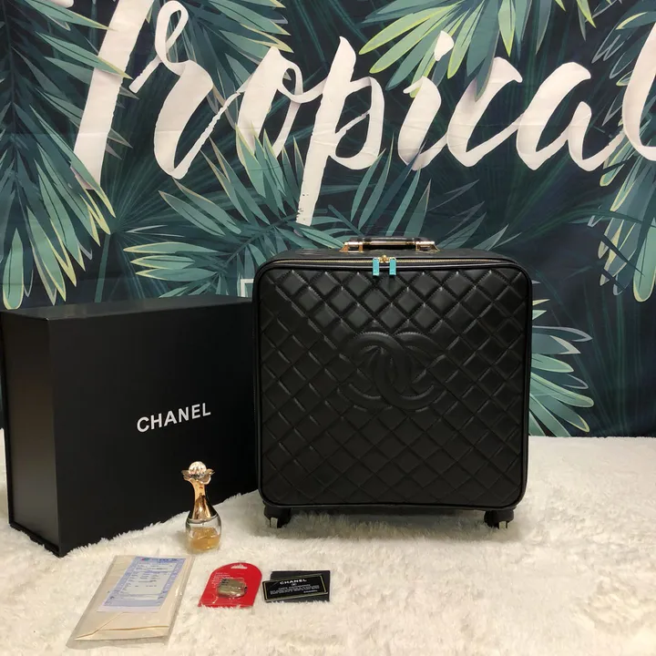 スーパーコピー シャネル スーツケース