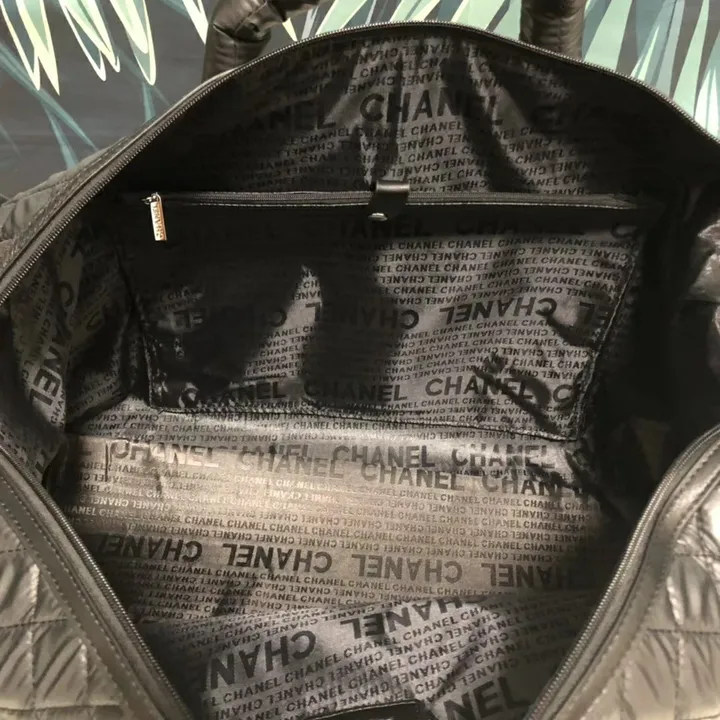 スーパーコピー シャネル スーツケース