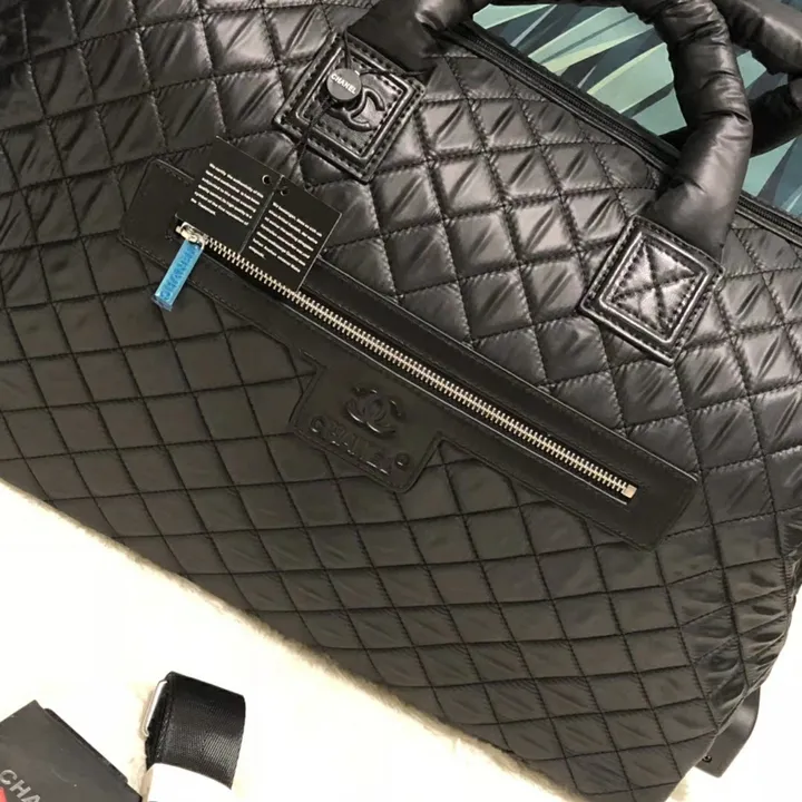 スーパーコピー シャネル スーツケース