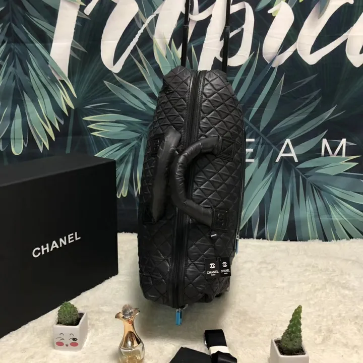 スーパーコピー シャネル スーツケース