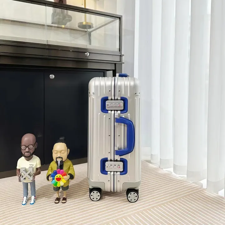 スーパーコピー リモワ スーツケース