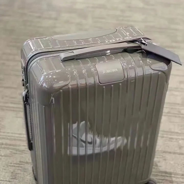 スーパーコピー リモワ スーツケース
