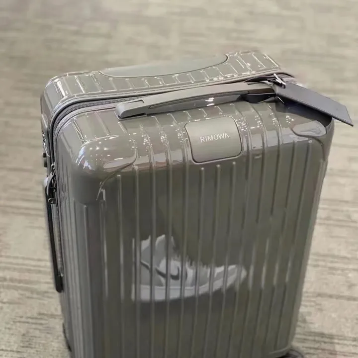 スーパーコピー リモワ スーツケース