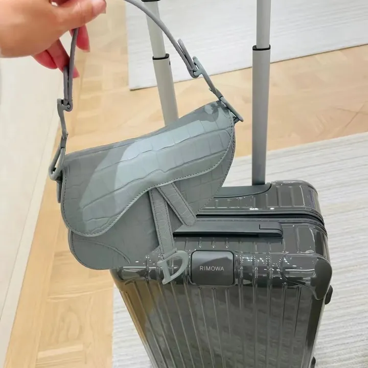 スーパーコピー リモワ スーツケース