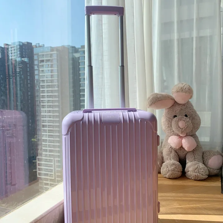 スーパーコピー リモワ スーツケース