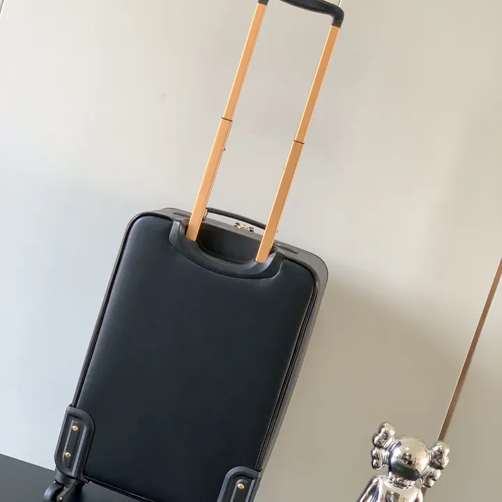 スーパーコピー シャネル スーツケース