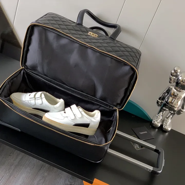 スーパーコピー シャネル スーツケース