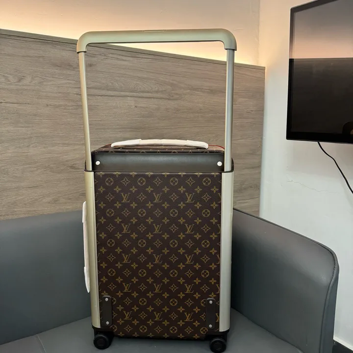 スーパーコピー ルイヴィトン スーツケース