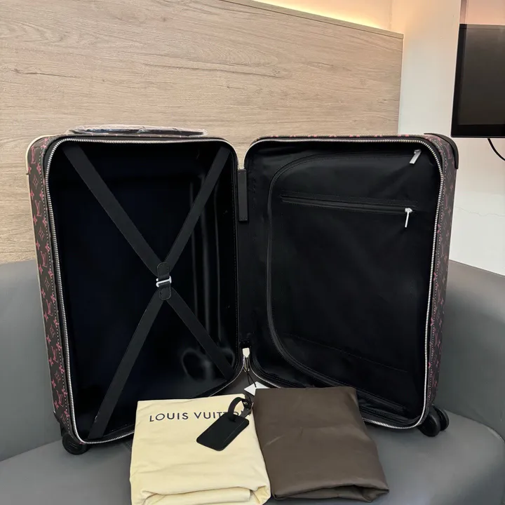 スーパーコピー ルイヴィトン スーツケース