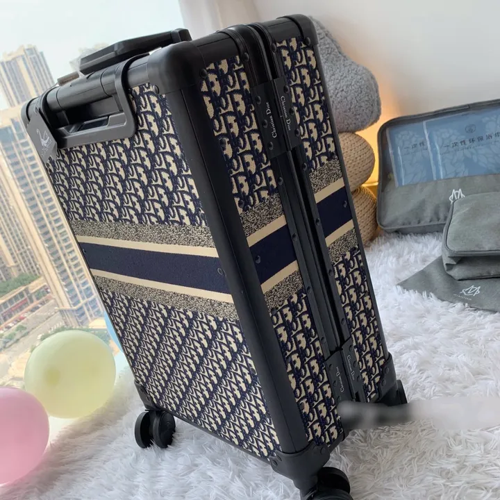 スーパーコピー ディオール スーツケース