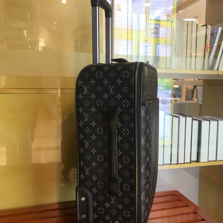 スーパーコピー ルイヴィトン スーツケース