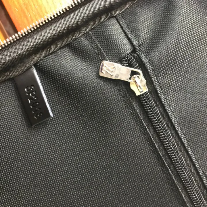 スーパーコピー ルイヴィトン スーツケース