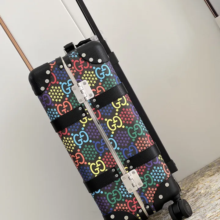 スーパーコピー グッチ スーツケース