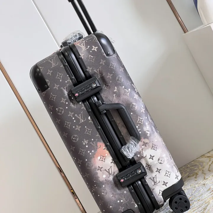 スーパーコピー ルイヴィトン スーツケース