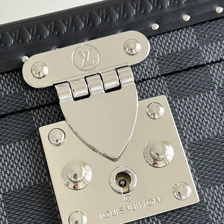 スーパーコピー ルイヴィトン スーツケース