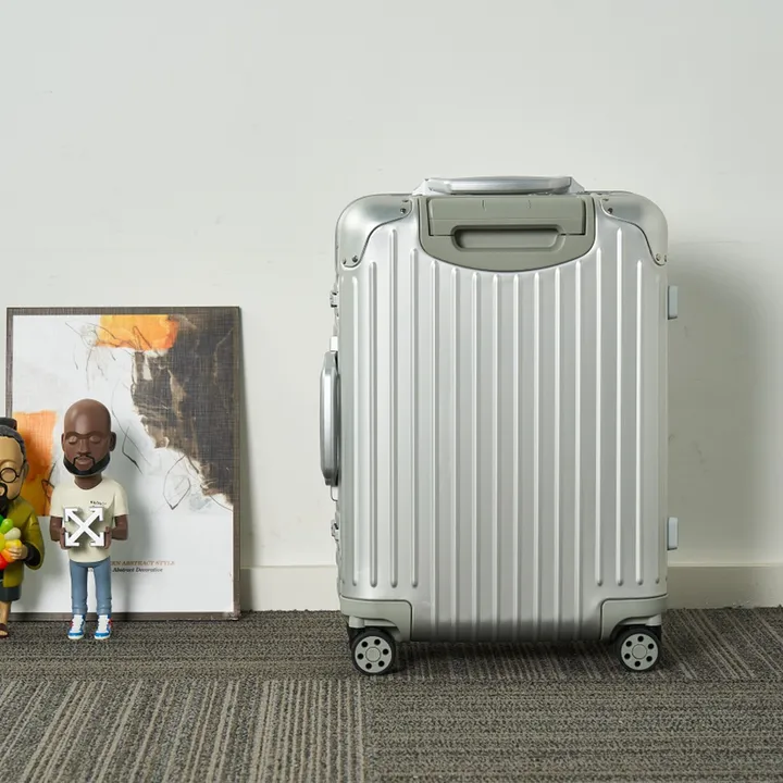 スーパーコピー リモワ スーツケース