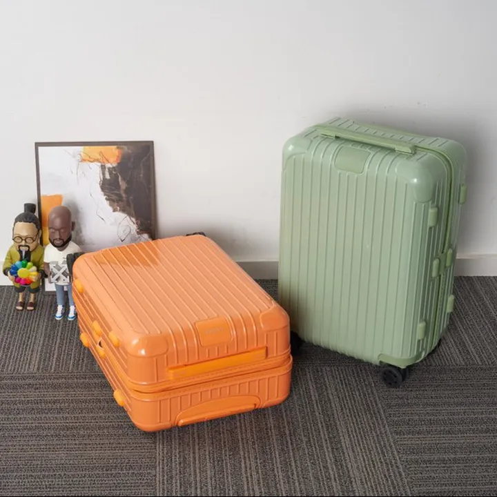 スーパーコピー リモワ スーツケース