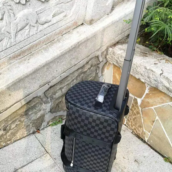 スーパーコピー ルイヴィトン スーツケース