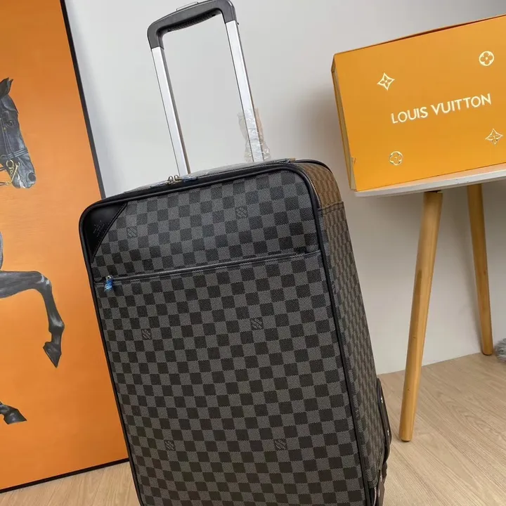 スーパーコピー ルイヴィトン スーツケース