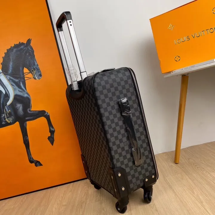 スーパーコピー ルイヴィトン スーツケース