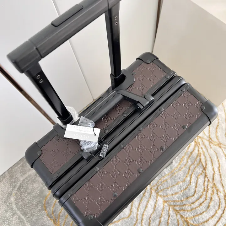 スーパーコピー グッチ スーツケース