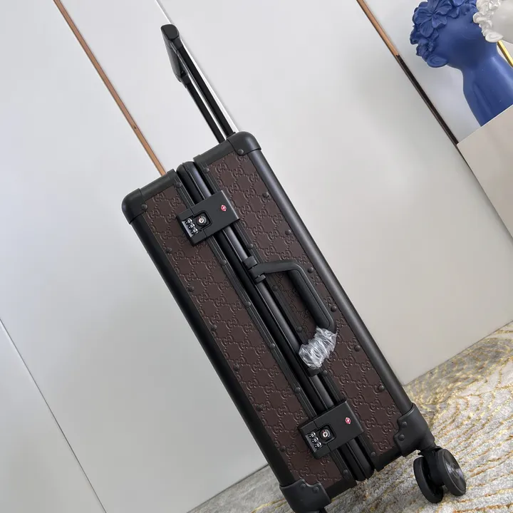 スーパーコピー グッチ スーツケース