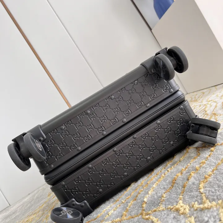 スーパーコピー グッチ スーツケース