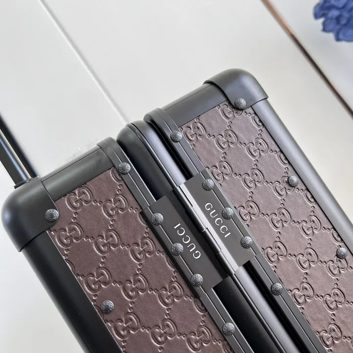 スーパーコピー グッチ スーツケース