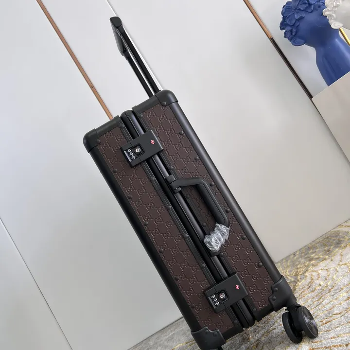 スーパーコピー グッチ スーツケース