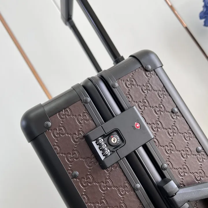 スーパーコピー グッチ スーツケース
