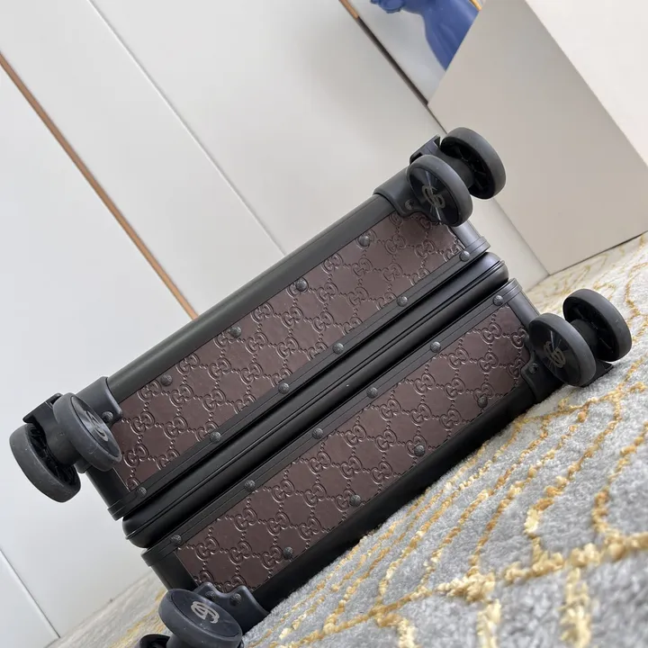スーパーコピー グッチ スーツケース