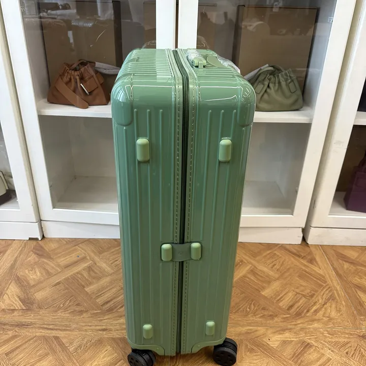 スーパーコピー リモワ スーツケース