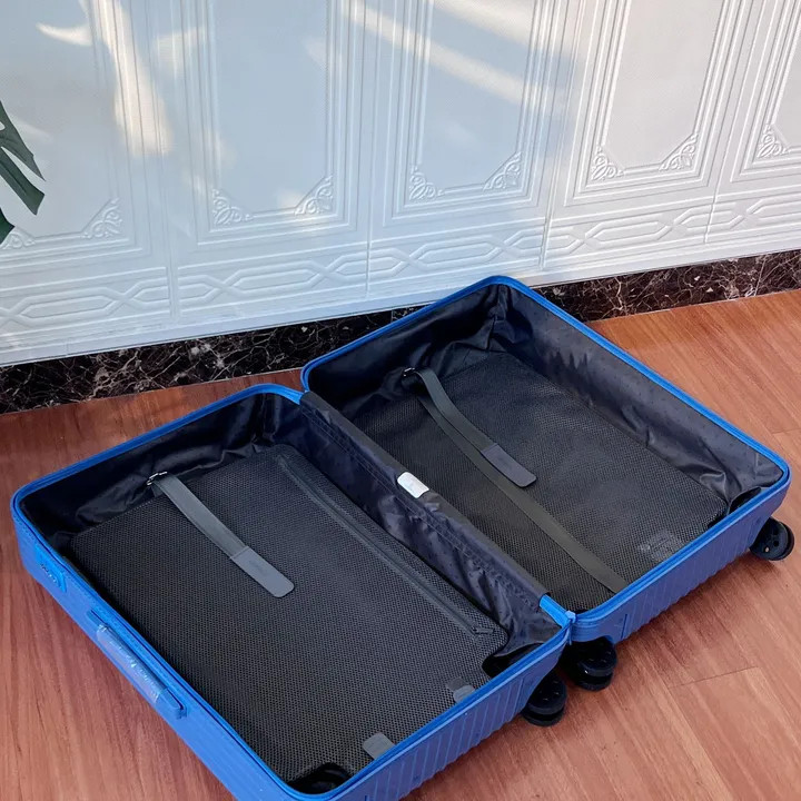 スーパーコピー リモワ スーツケース