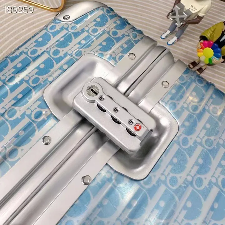 スーパーコピー グッチ スーツケース