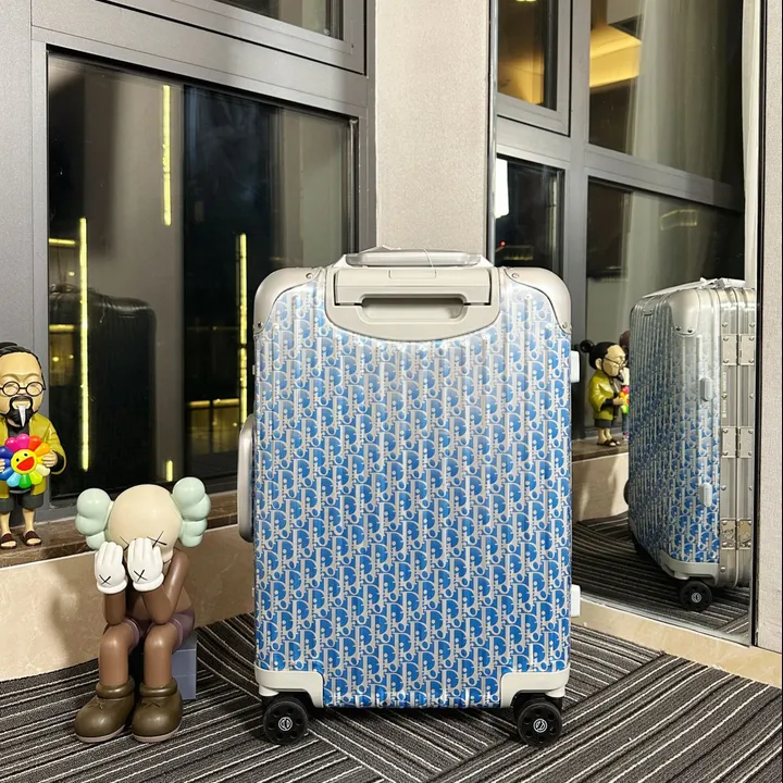 スーパーコピー ディオール スーツケース