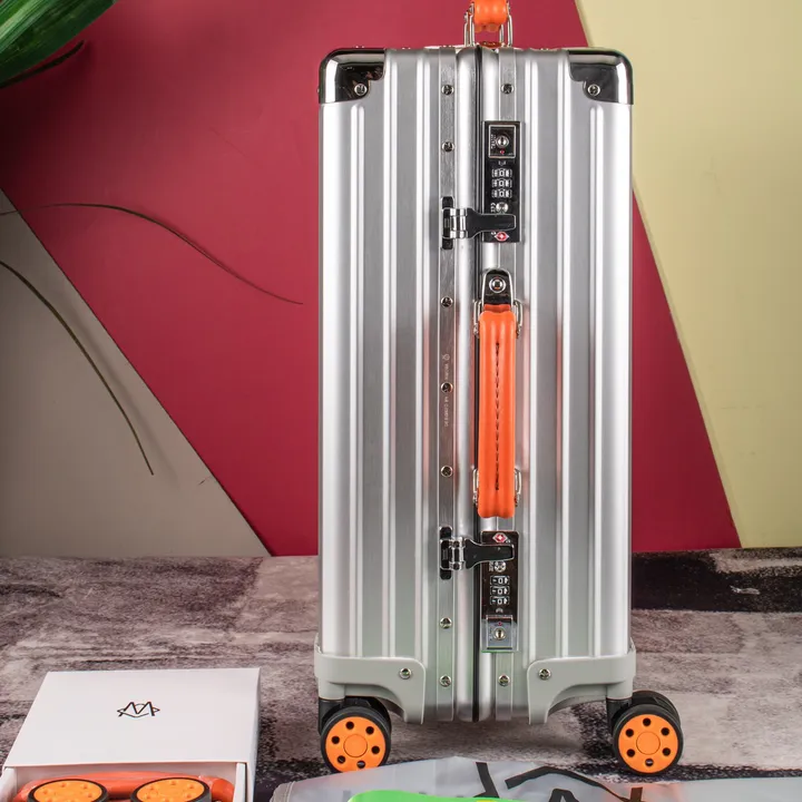 スーパーコピー リモワ スーツケース