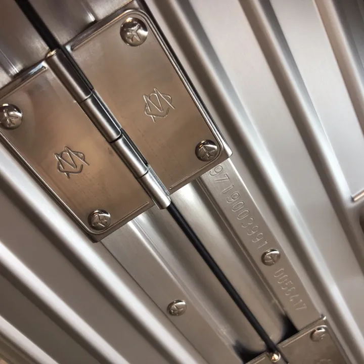 スーパーコピー リモワ スーツケース