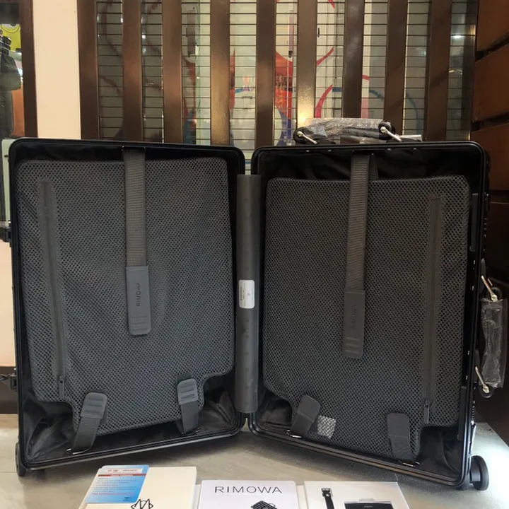 スーパーコピー リモワ スーツケース