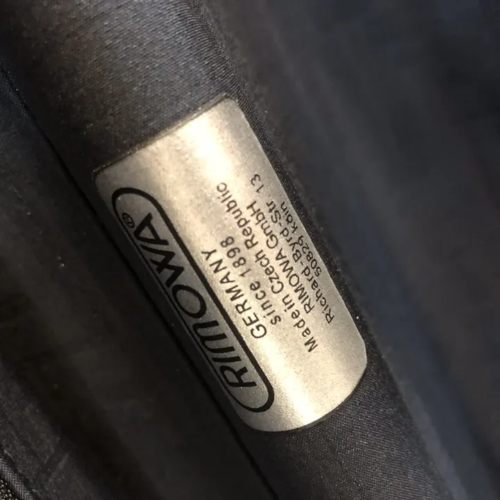 スーパーコピー フェンディ スーツケース