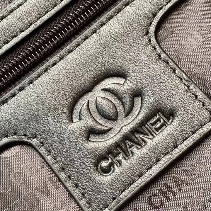 スーパーコピー シャネル スーツケース