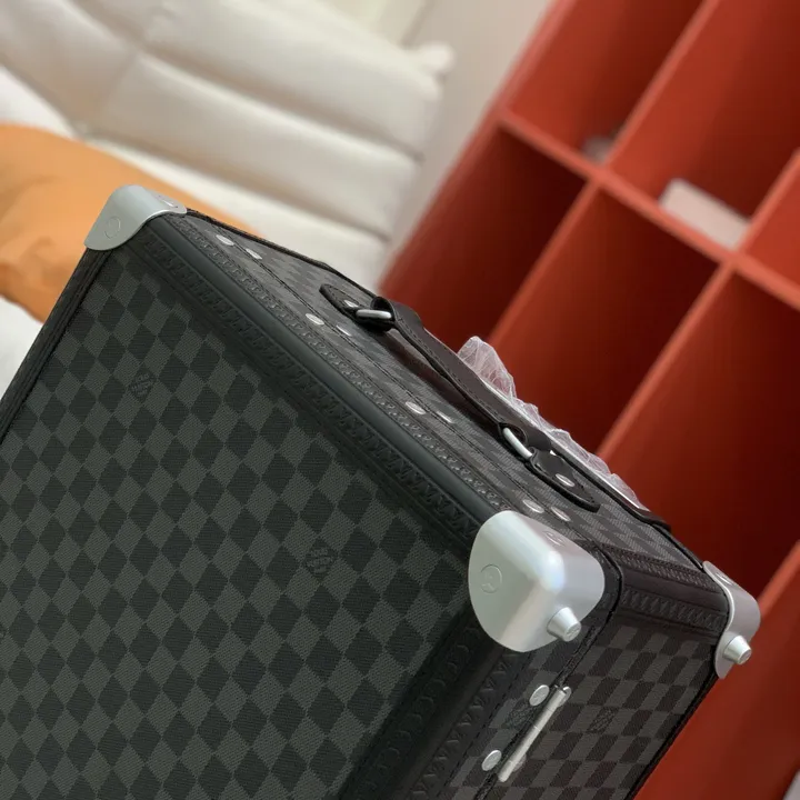 スーパーコピー ルイヴィトン スーツケース