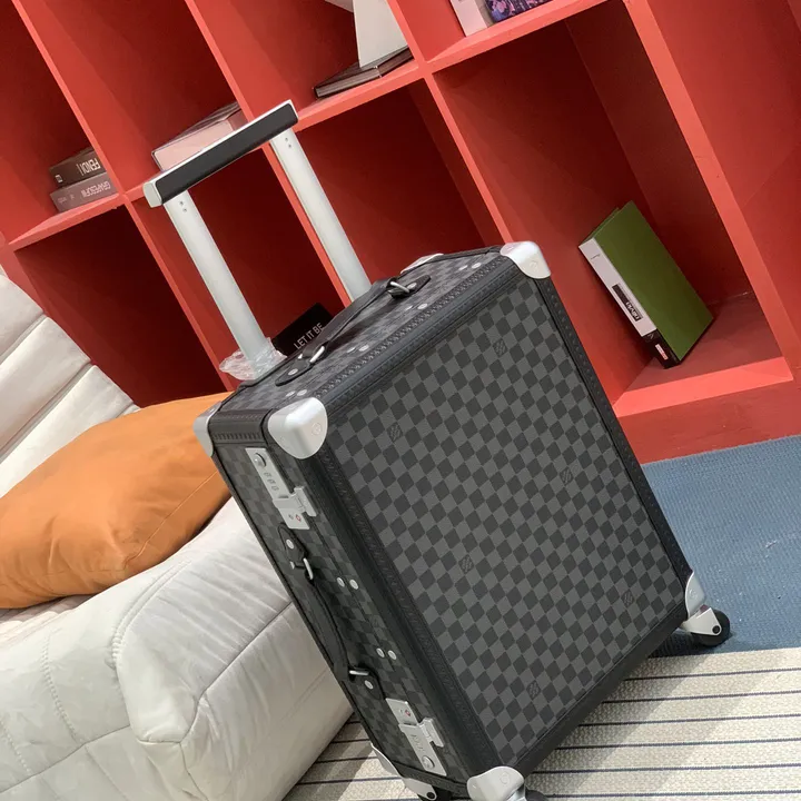 スーパーコピー ルイヴィトン スーツケース