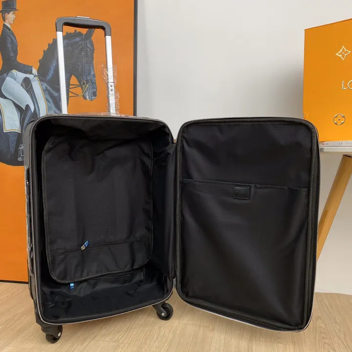 スーパーコピー ルイヴィトン スーツケース