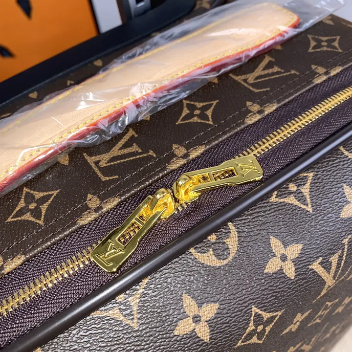 スーパーコピー ルイヴィトン スーツケース