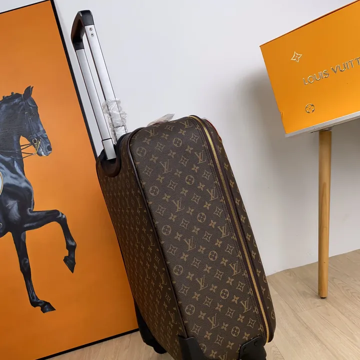 スーパーコピー ルイヴィトン スーツケース
