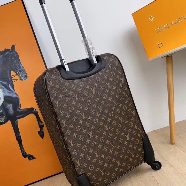 スーパーコピー ルイヴィトン スーツケース